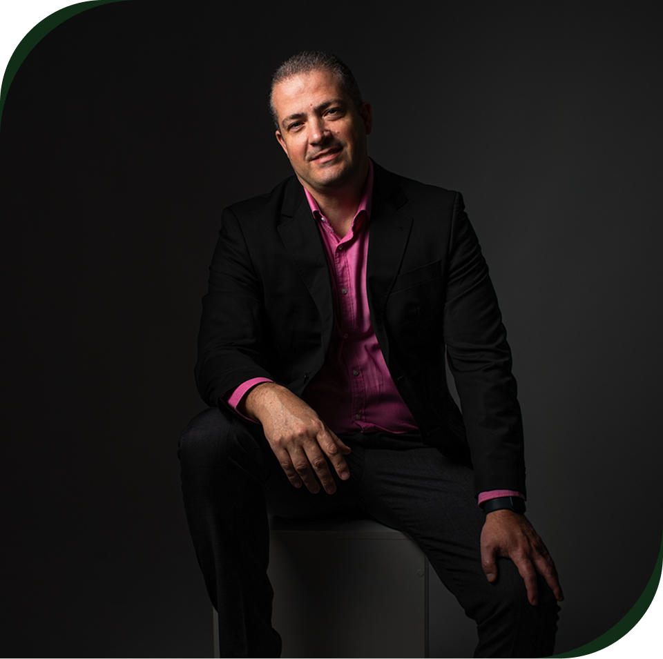 <h2>Sobre <strong>Luiz Gesualdi Jr.</strong></h2>